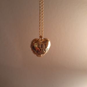 Marc Jacob's ballon heart necklace